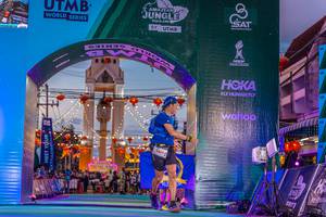 BIB: 5459
                            <button type="button" onclick="openModal(21811262)" class="btn btn-primary btn-sm float-right btn-popup" data-toggle="modal" data-target=".modal-high-quality">
                        <i class="fas fa-shopping-cart"></i> Add to Cart
                    </button>
                                            <button type="button" onclick="isThisMe(21811262, true)" class="btn btn-success btn-sm float-right btn-popup btn-isme hidden" data-toggle="tooltip" data-placement="bottom" title="นี่คือรูปของคุณใช่ไหม คลิกที่นี่เพื่อเอาเข้าอัลบั้ม">
                        <i class="fas fa-plus"></i> Add to album
                    </button>
                    <button type="button" onclick="isThisMe(21811262, false)" class="btn btn-warning btn-sm float-right btn-popup btn-isnotme hidden">
                        <i class="fas fa-ban"></i> Remove from album
                    </button>